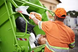 Best Appliance Removal  in Farngton, MI
